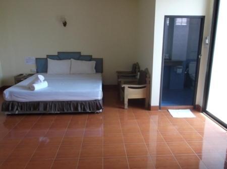 Sr Hotel Σούρατ Τανί Δωμάτιο φωτογραφία